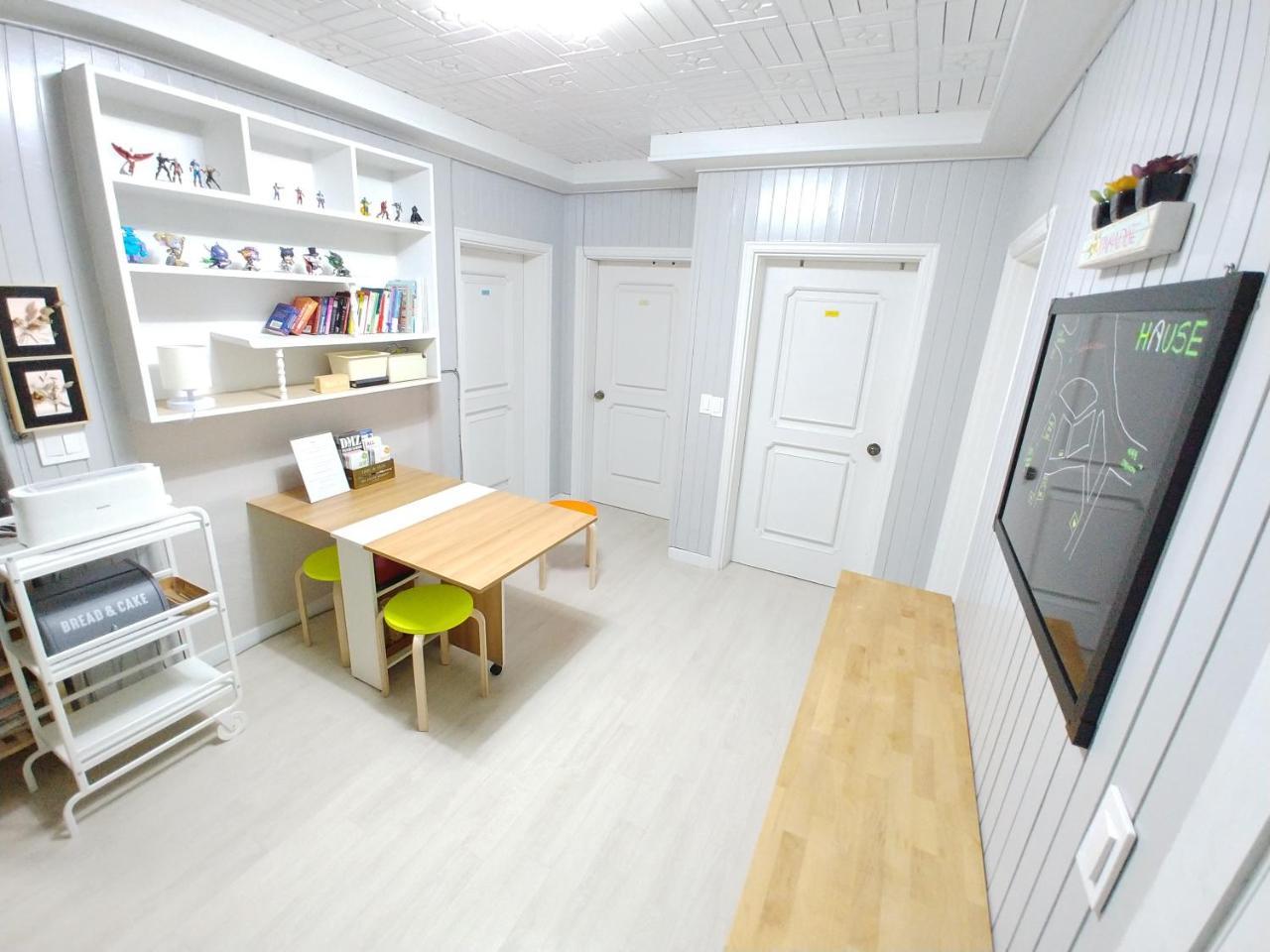 Hostel Hause Itaewon Seoul Exterior foto
